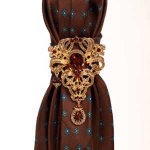 cravate majesté baroque