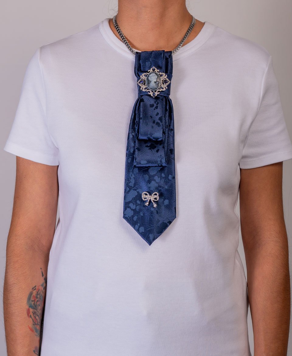 cravate camée aristocrate