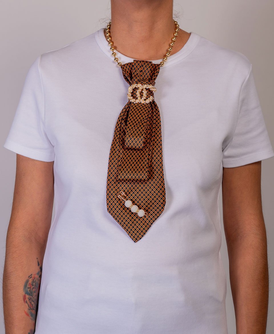 cravate monogramme doré