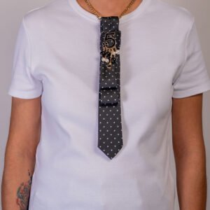 cravate n°5 noire iconique